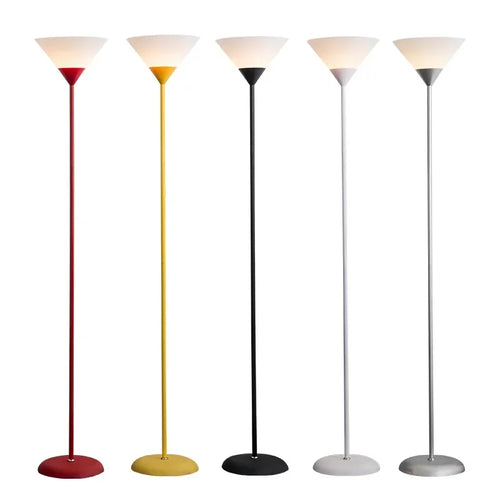 Lampadaire LED design 3 coloris salon E27, installé dans salon contemporain ambiance chaleureuse