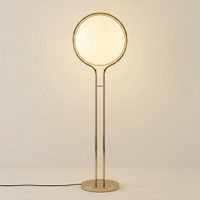 Lampadaire acrylique et métal nordique