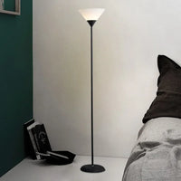 Lampadaire LED design 3 coloris salon E27, installé en chambre cosy ambiance chaleureuse