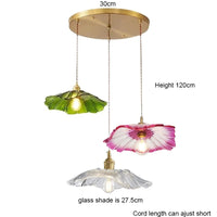 Suspension fleur vintage verre coloré E27, vue rapprochée de la structure jeu de lumière naturel