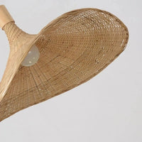 Suspension rotin bambou tressée E27, détail du diffuseur lumineux