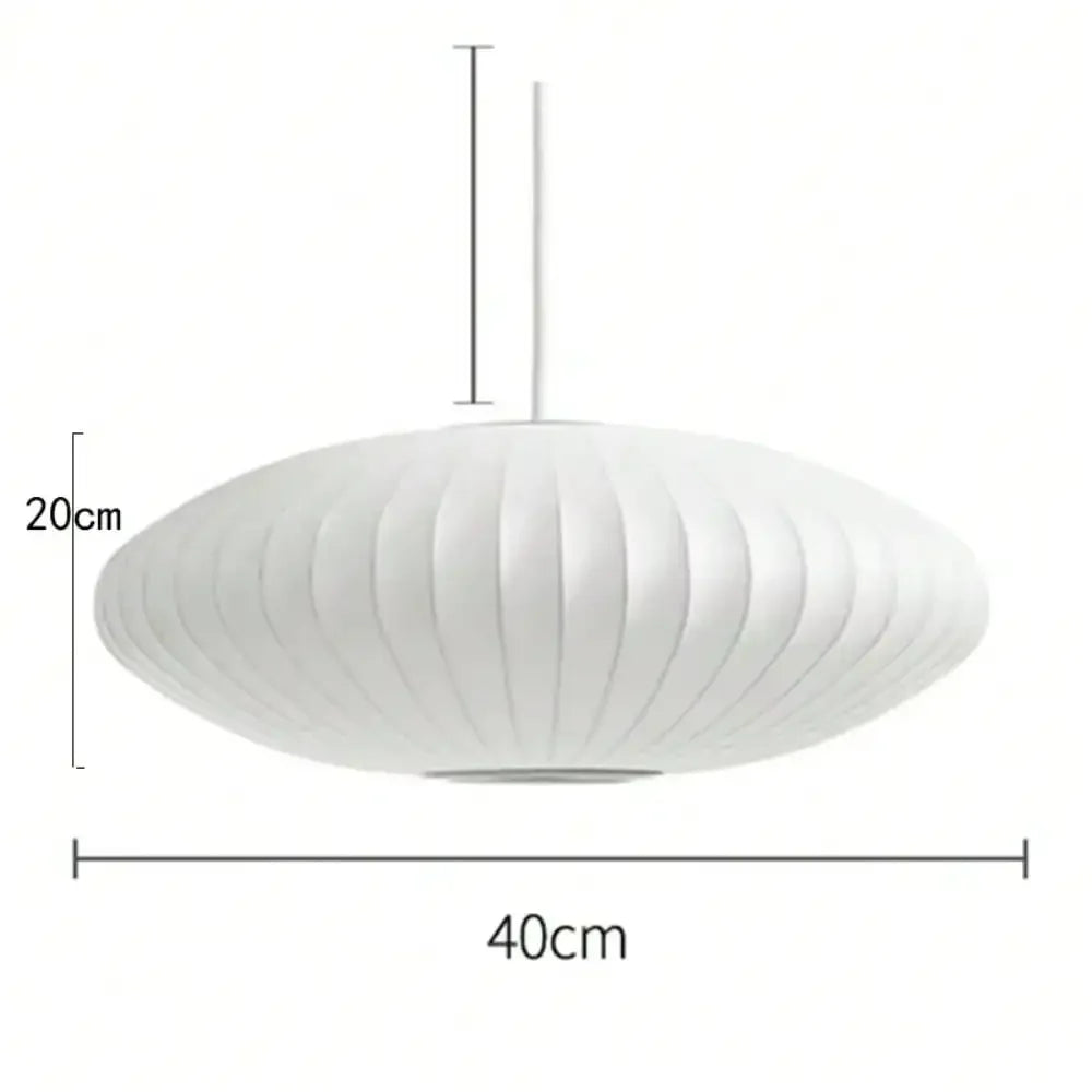 Suspension soie italienne E27 30-50 cm salon, vue d'ensemble du luminaire allumé jeu de lumière naturel