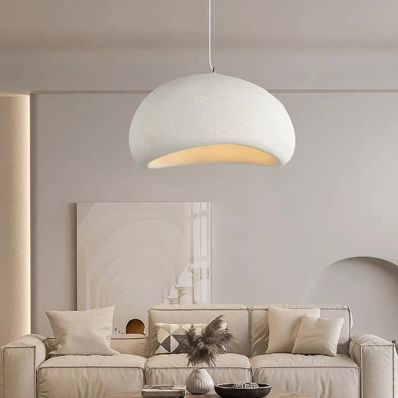 Lustre LED wabi-sabi tube 30-60 cm, ambiance soir au-dessus d'une table ambiance chaleureuse