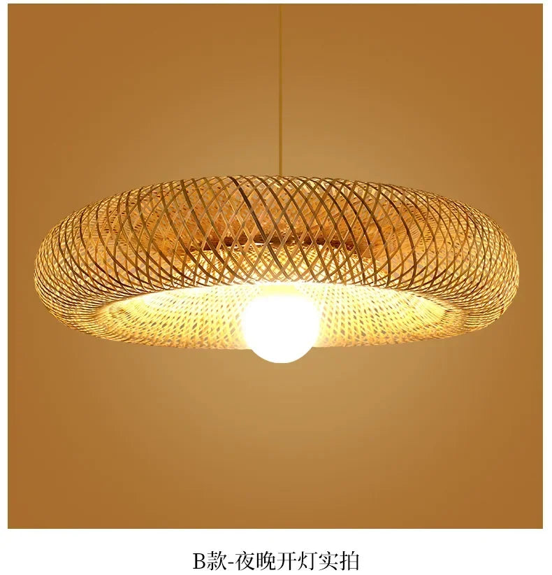 Suspension rotin 26 cm haute, entrée de maison lumineuse et naturelle