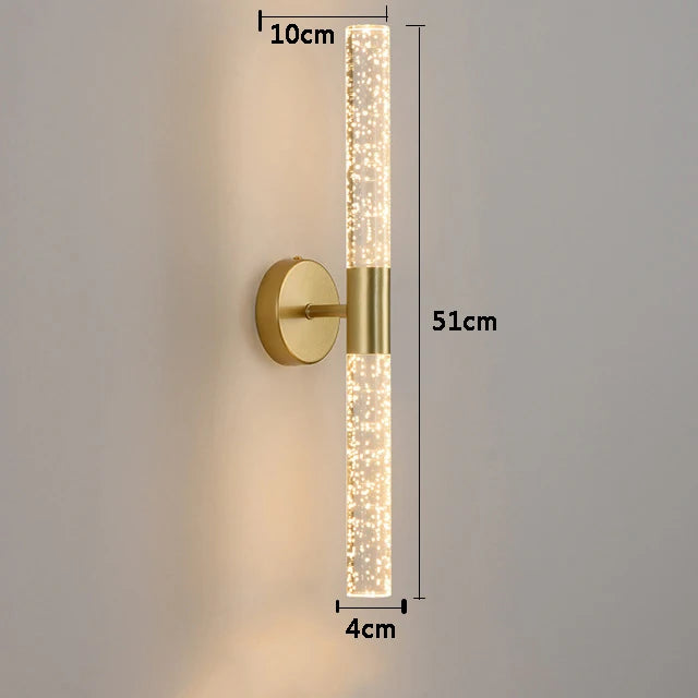 Applique murale cristal LED, installé en salon cosy ambiance chaleureuse