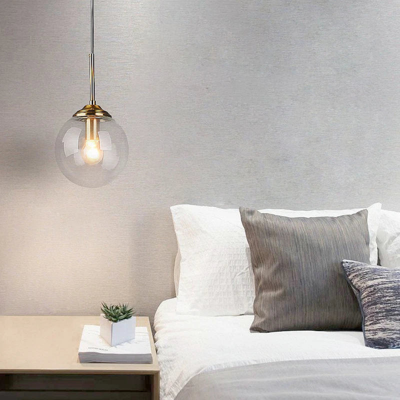 Suspension verre soufflé multicolore changeant, salon scandinave lumineux