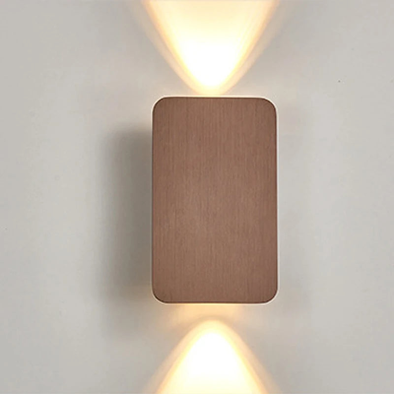 Comparatif des 4 finitions de l'applique murale LED aluminium