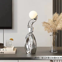 Sculpture lumineuse scandinave en résine