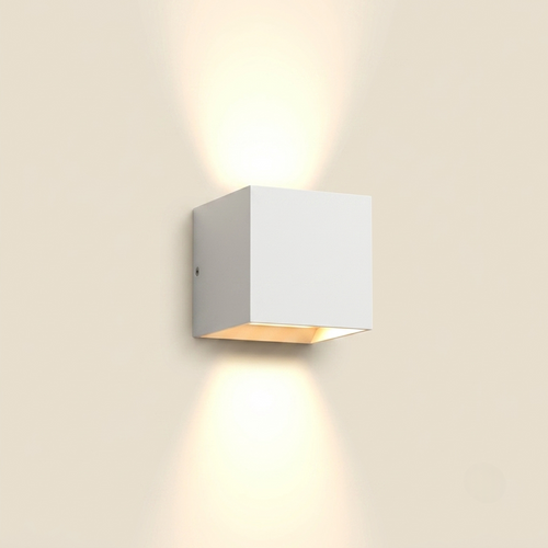 Applique murale IP65 intérieur extérieur blanc 6-12 W sur fond beige